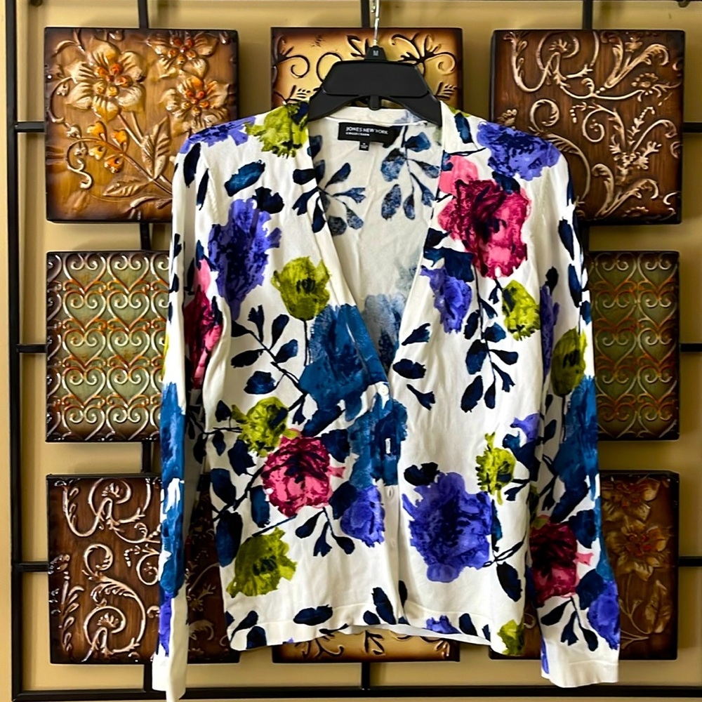 Jones New York floral cardigan small